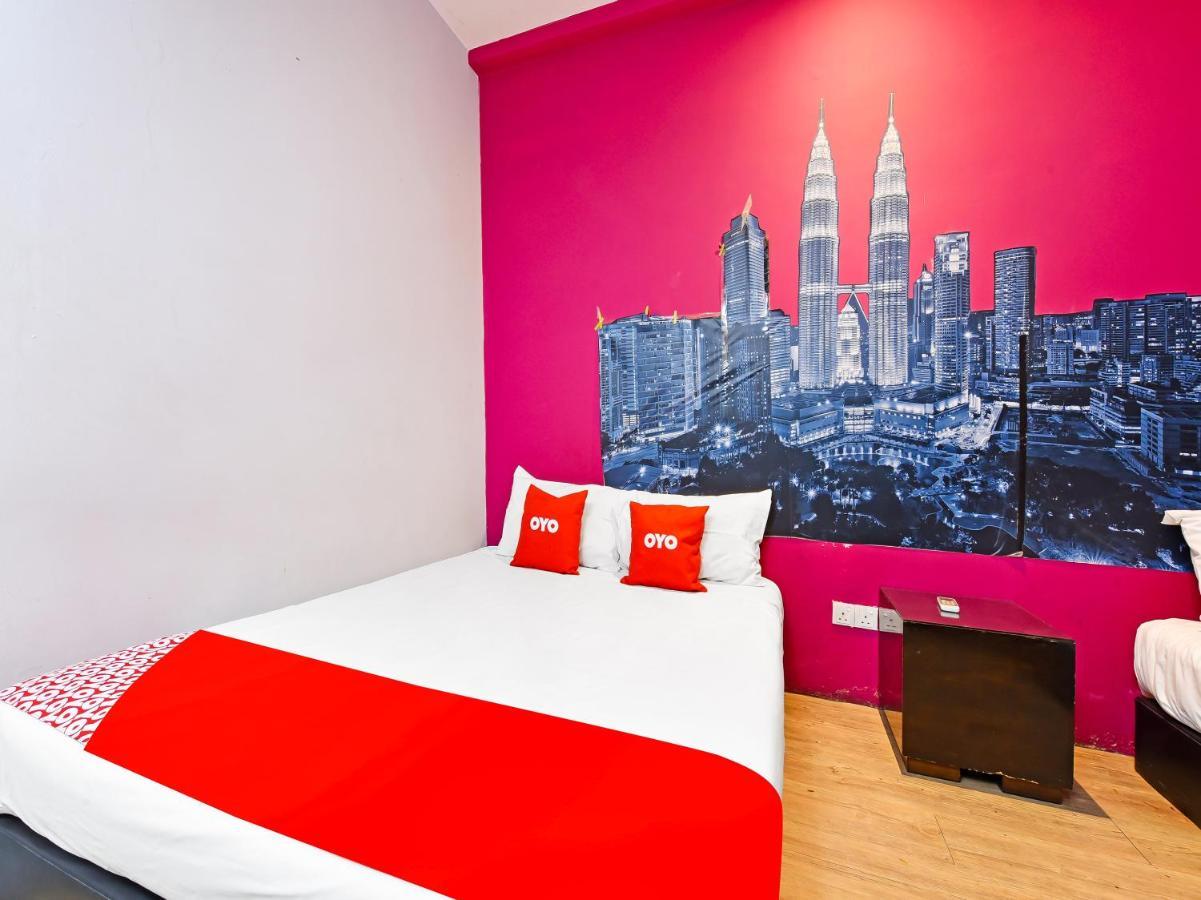 Oyo 90138 Hotel Elwarda Klcity Kuala Lumpur Luaran gambar